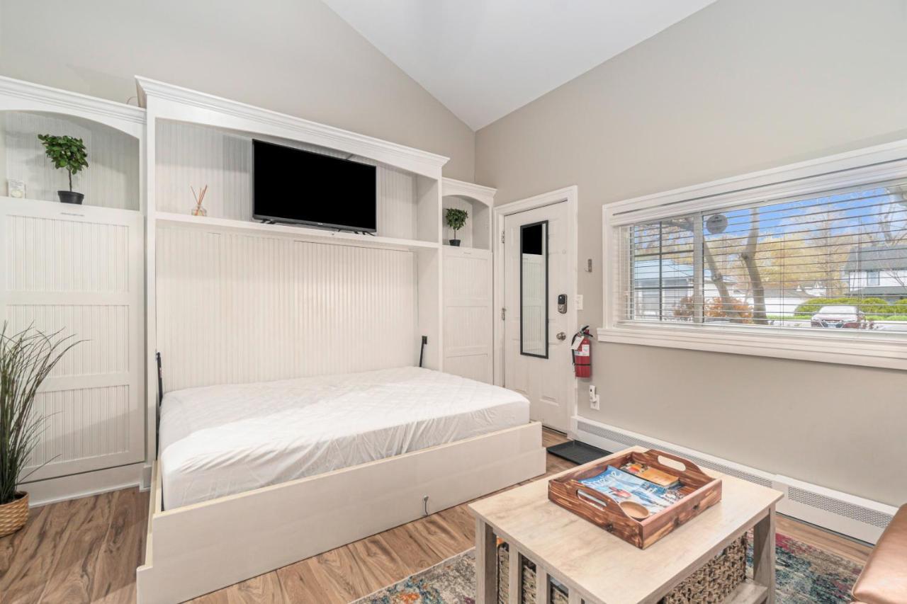 Arrowhead Resort Saugatuck Ngoại thất bức ảnh